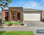 24 Huntingfield  street, Craigieburn