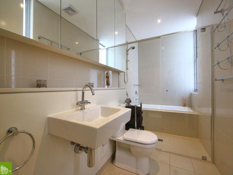18 / 7-13 Edward Street, Wollongong