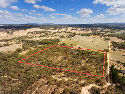 86 Holdens Road, Campbells Creek