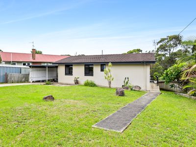 46 Hillcrest Avenue, North Narooma