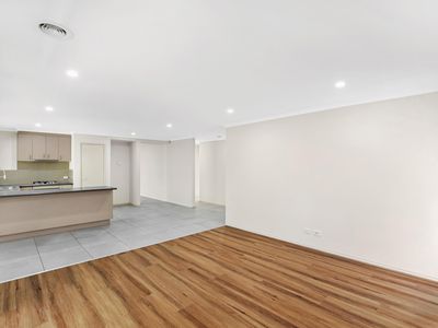 60 Drysdale Cres, Point Cook