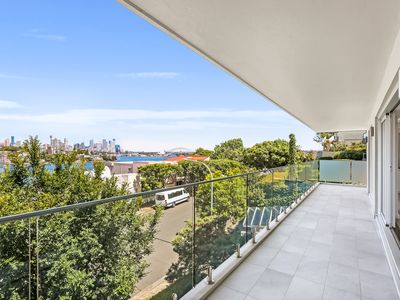 2 / 35 Wolseley Road, Point Piper