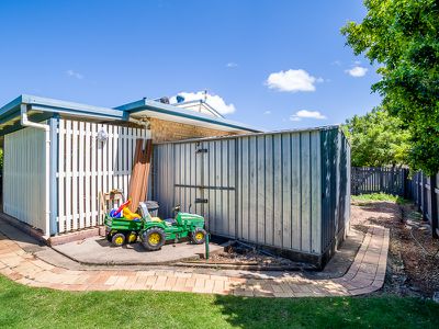 6 CARMEL COURT, Point Vernon