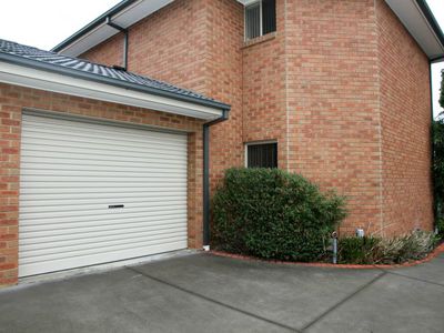 1 / 22 Close Avenue, Dandenong