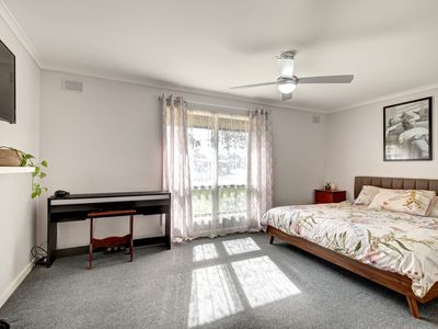 2 Garden Crescent, Murray Bridge