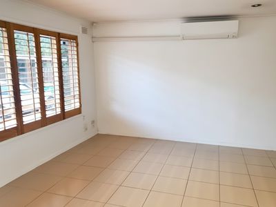 1 / 19 Beaumont Parade, West Footscray