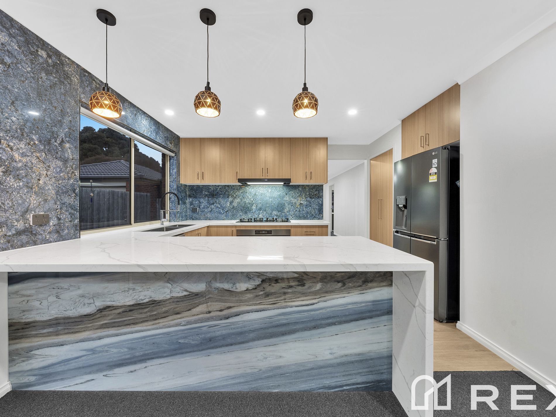 17 Gowrie Place, Cranbourne West