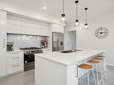 56 Hickman Drive, Piara Waters