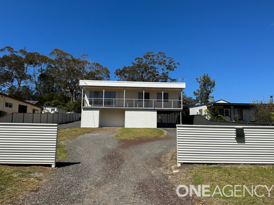 56 King George Street, Erowal Bay