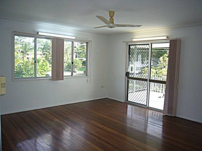 84 Woodlands Drive, Rochedale South