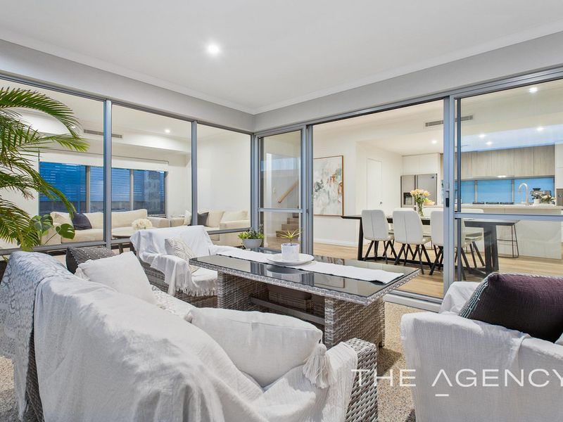 6 / 19 Perlinte View, North Coogee