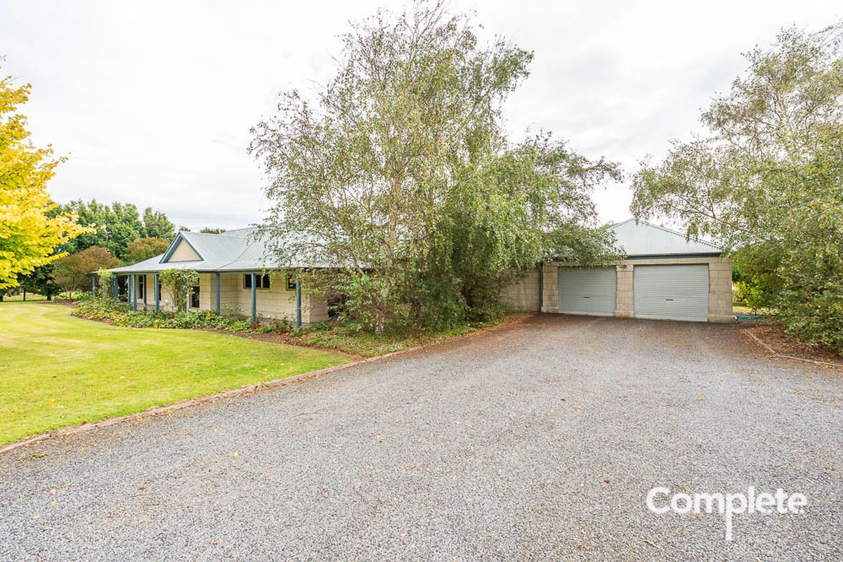 236 SINCLAIR ROAD, Ob Flat Complete Real Estate