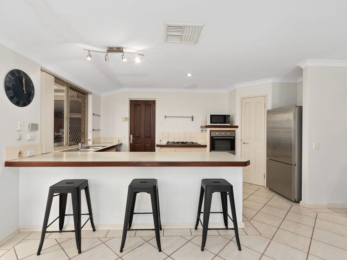 93 Bindoon Loop, Huntingdale