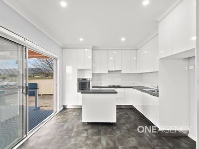 1 / 12 Rosewood Street, Albion Park Rail