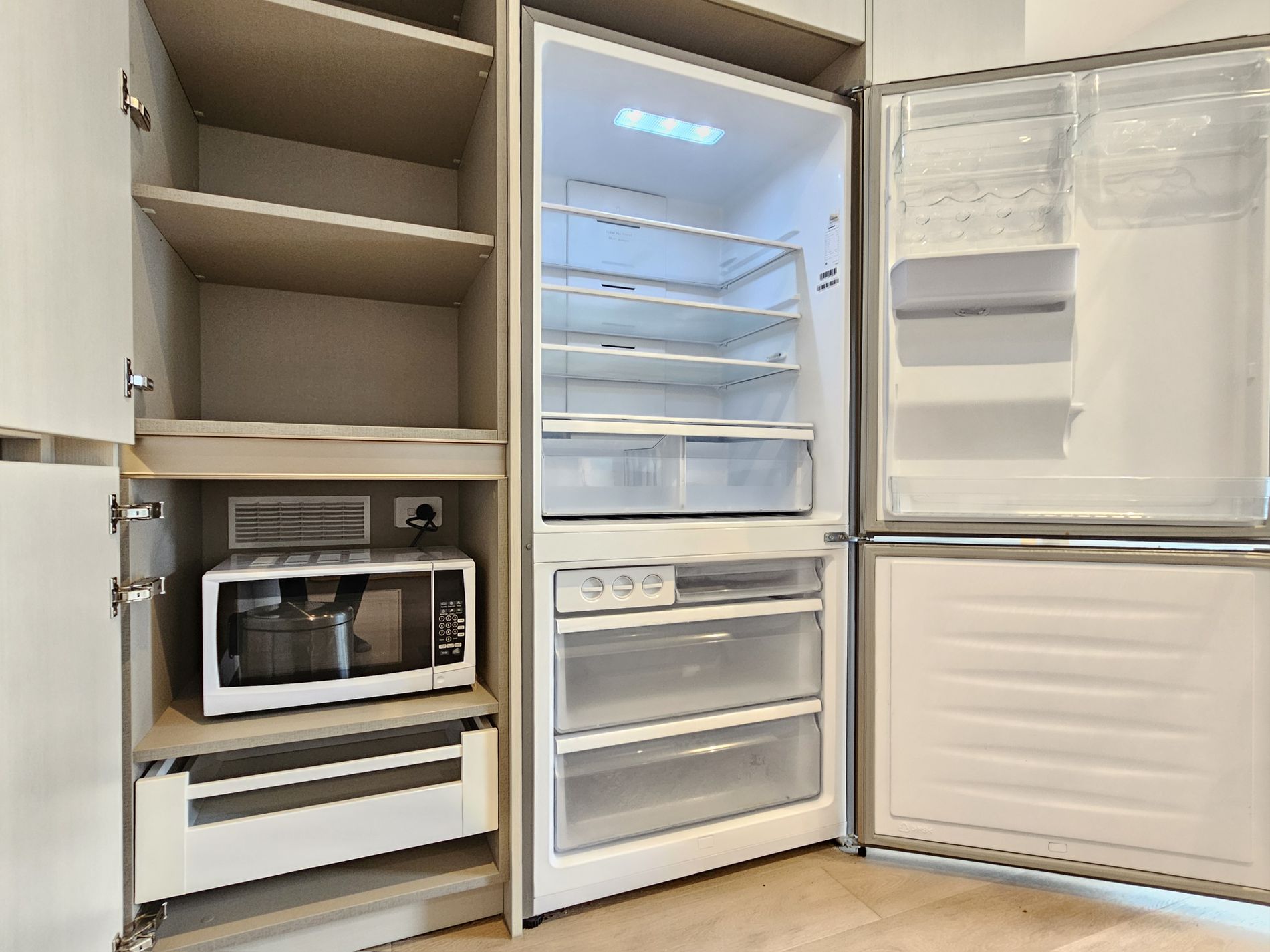 1103 / 628 Flinders Street, Docklands