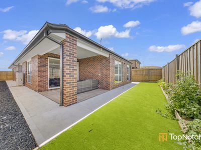 18 Sparrowhawk Drive, Beveridge