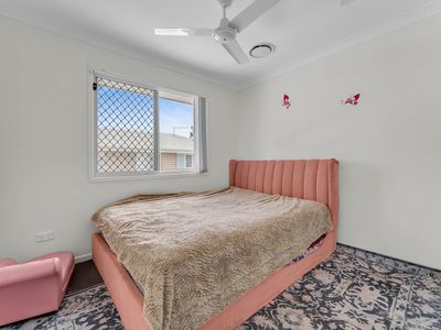 11 / 300 Redbank Plains Road, Bellbird Park