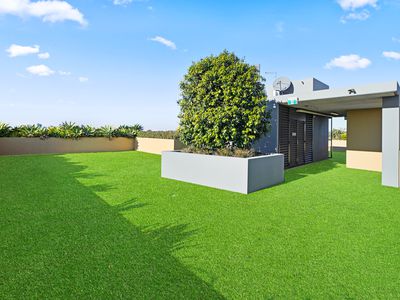 A206 / 37-39  Loftus Crescent, Homebush