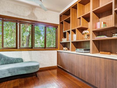 11 Cananga Close, Kamerunga