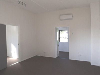 2 / 3 Railway Terrace, Kingaroy