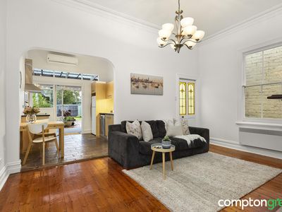83 Farm Street, Newport