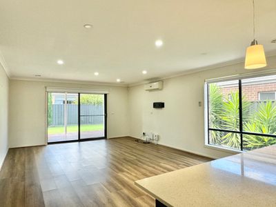 23 Lancewood Road, Manor Lakes
