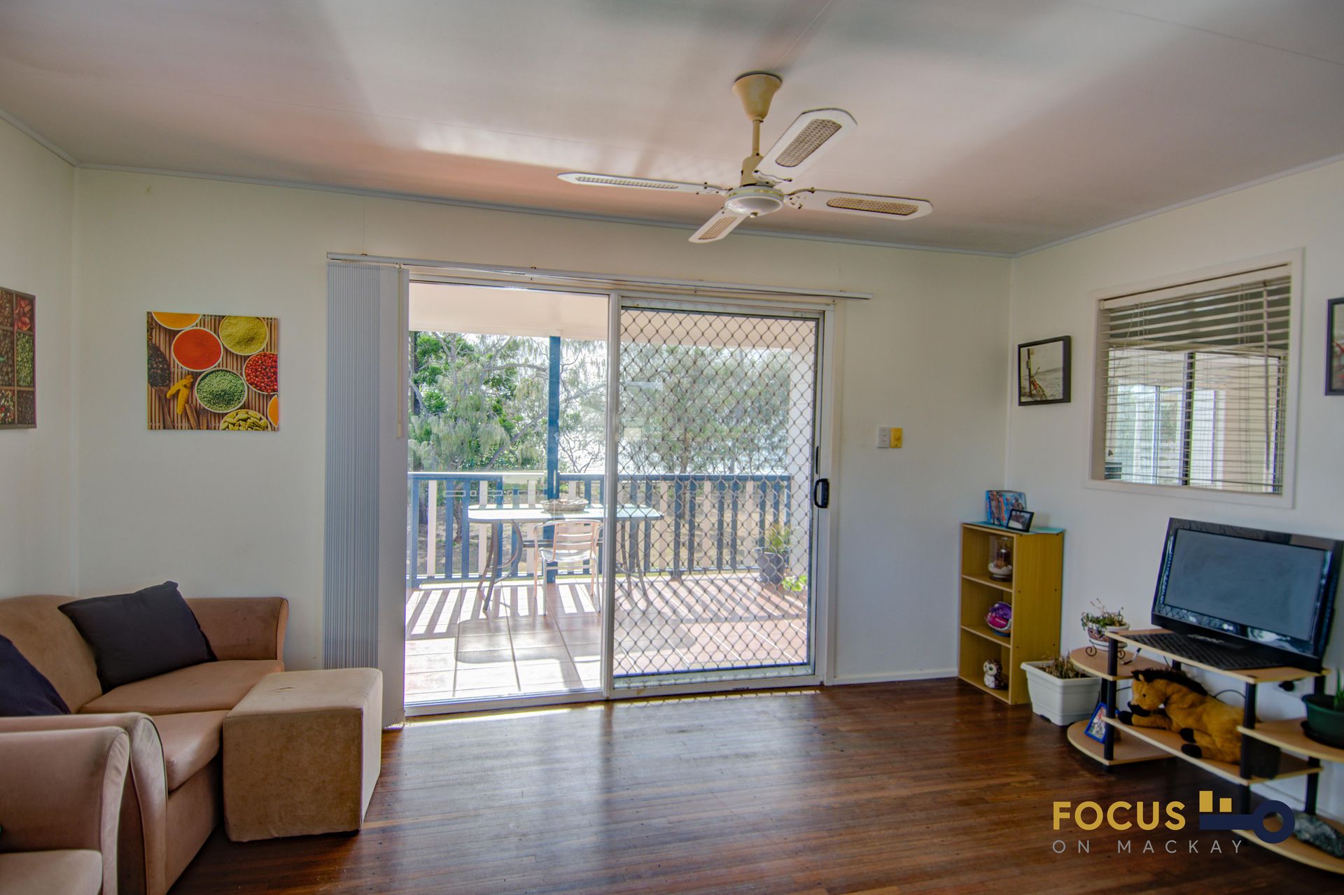 18 Owen Jenkins Drive, Sarina Beach