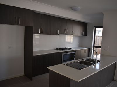 47 Bondi Parade, Point Cook