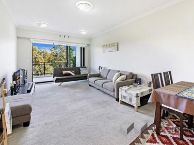 12 / 11 Bay Drive, Meadowbank