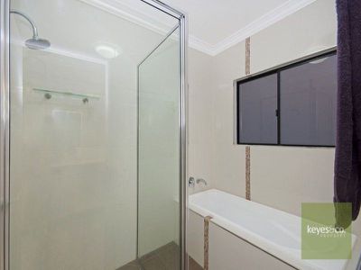 30 Shoalmarra Drive, Mount Low
