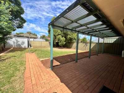 13B Murrayfield Drive, Dubbo