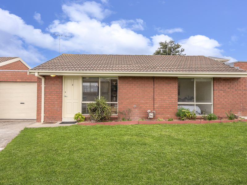 2 / 44 Torquay Road, Belmont - Image 1