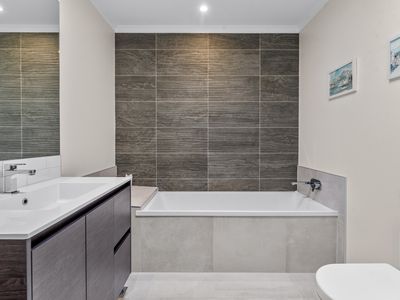 39 Walter Merton Road, Hobsonville