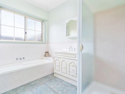 1 Winnen Place, Port Fairy
