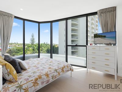 502 / 180 Marine Parade, Labrador