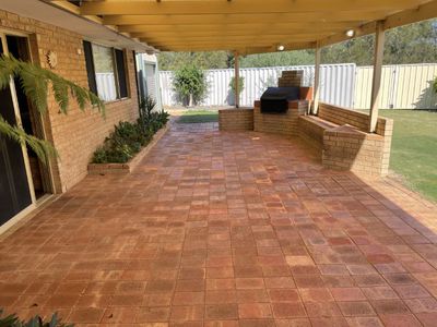 2 Scaffell Gardens, Carine