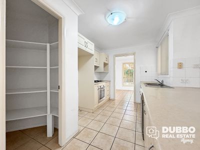 3 Lancaster Park Place, Dubbo