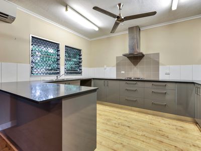 24 Wandie Crescent, Anula
