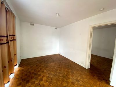 1 / 55 Swan Street, Footscray