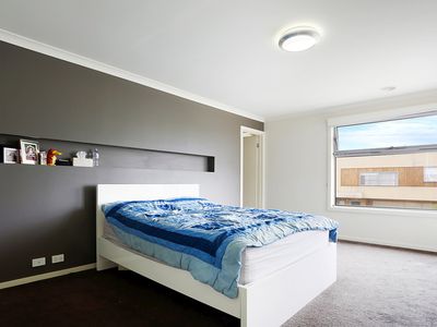 10 Luzon Way, Sunshine West