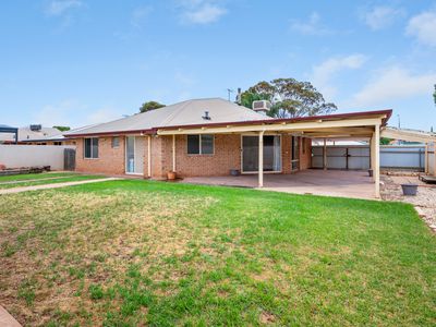 6 Killington Crescent, Boulder