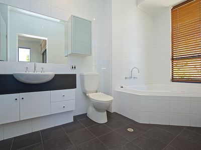 110A Ventnor Street, Scarborough