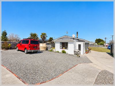 35 Edinburgh Terrace, Foxton Beach
