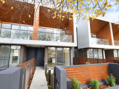 4/63 Buckley Street, Moonee Ponds