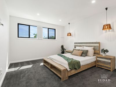 1 Marina Parade, Jacobs Well