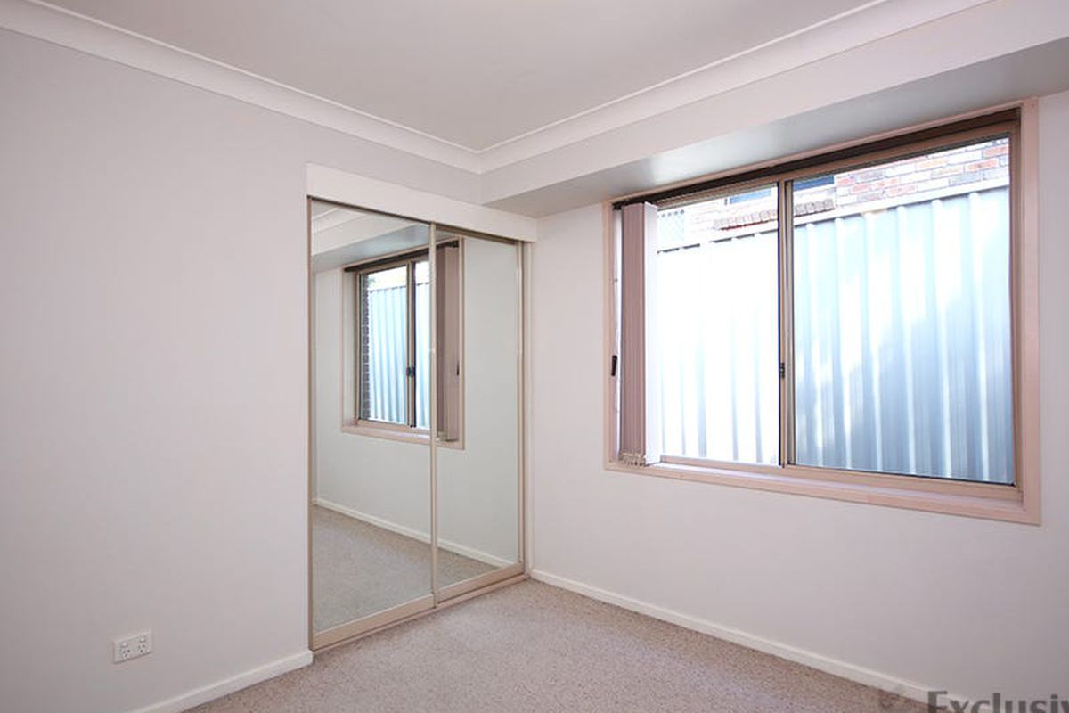 11 Cartwright Place, Glenmore Park