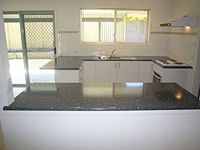 11 Milperra Road, Rochedale South