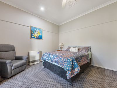 11 Bronmar Street, Wangaratta