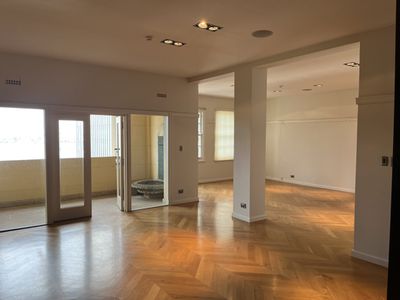 102/2 Sherwood Court, Perth
