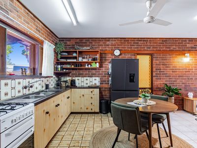 9 Mimosa Street, Holloways Beach